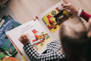 children reading